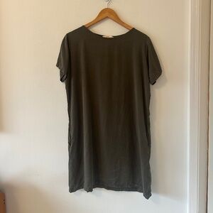 Sotela Original Pocket Cocoon Dress in Olive Green | Size 2